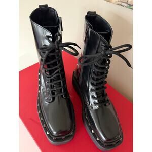 $1790 Valentino Garavani Patent Black Rockstud Combat Booties Womens Size 38 NEW